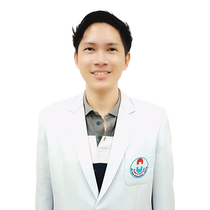Dr.Thanut   Sirichayaporn